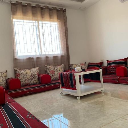 Gedara Guesthouse: Enjoy Unforgettable Scenes Umm Qays Екстериор снимка